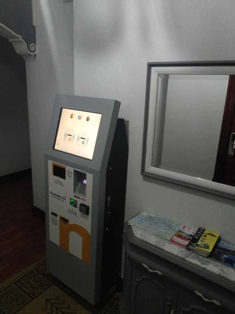 阿里亚斯酒店 毕尔巴鄂 外观 照片